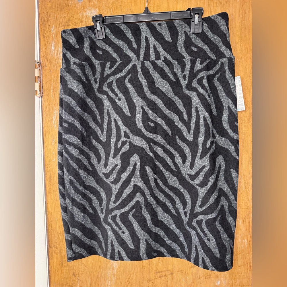 Lularoe Cassie Pencil Skirt Black and Gray Zebra Print 2XL